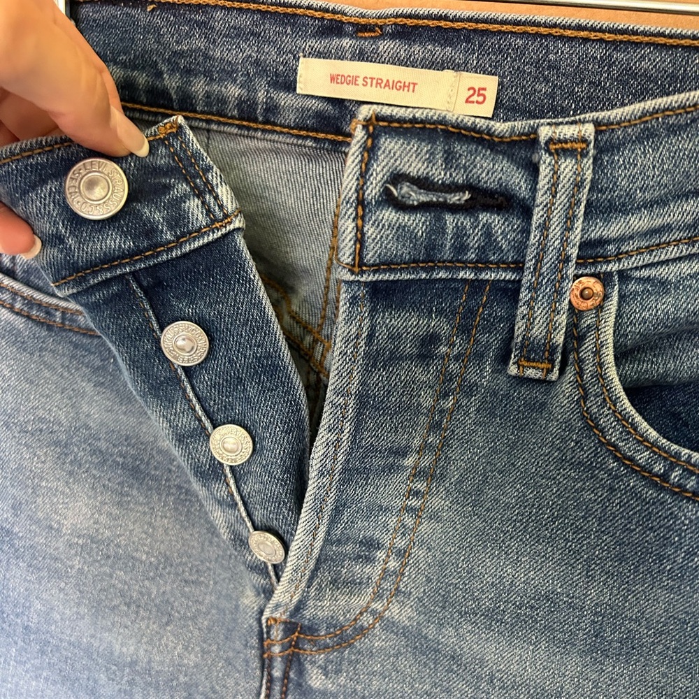 Levi's Classic Straight Leg Blue Jeans - Picture 4 of 5
